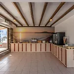 Agios Prokopios Hotel מלון דירות 3*