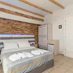 Agios Prokopios Hotel מלון דירות איוס פרוקופיוס