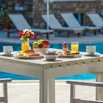 Agios Prokopios Hotel מלון דירות 3*