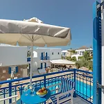 מלון דירות Agios Prokopios Hotel 3*